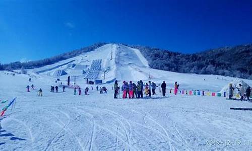 神农架滑雪旅游攻略_神农架滑雪游玩攻略自驾游