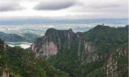 浙江天台山自驾游攻略_浙江天台山自驾游攻略一日游